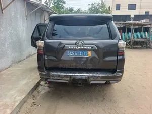 Toyota 4-Runner 2016 Gris