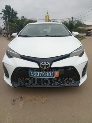 Toyota RAV4 2018 Blanc