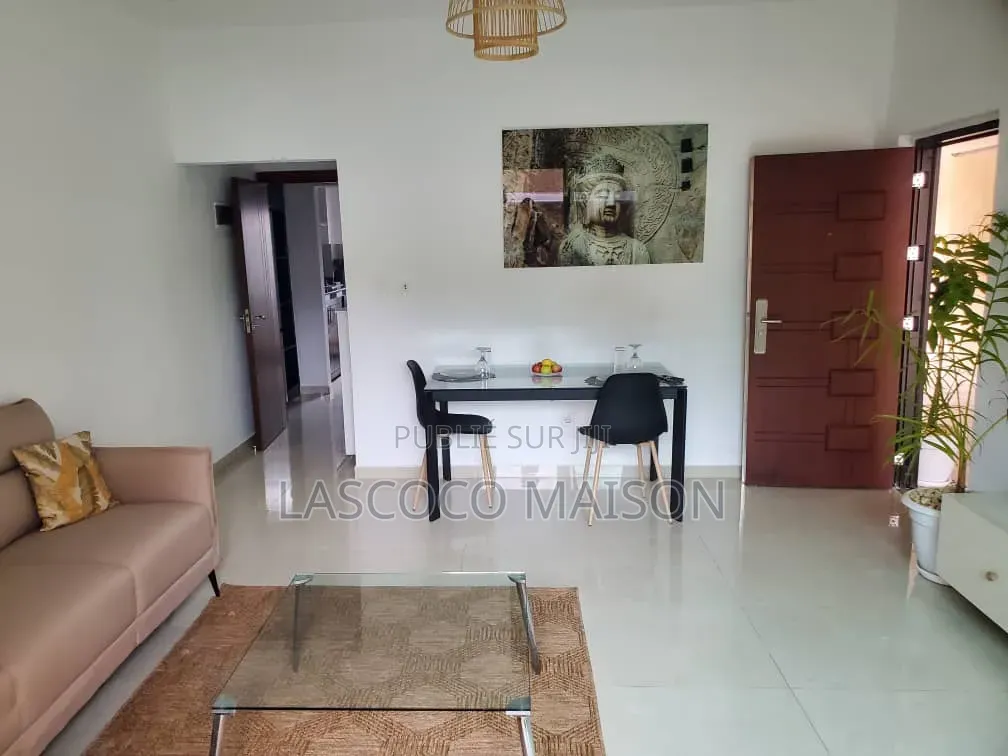 Meublé 1chbre Appartement dans Lascoco Maison, Cocody à Vendre