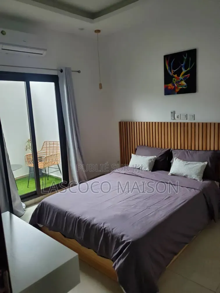 Meublé 1chbre Appartement dans Lascoco Maison, Cocody à Vendre