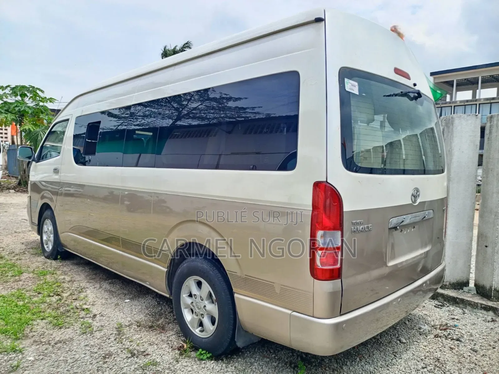 Toyota HiAce 2020 Beige