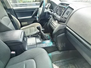 Toyota Land Cruiser 2018 Blanc