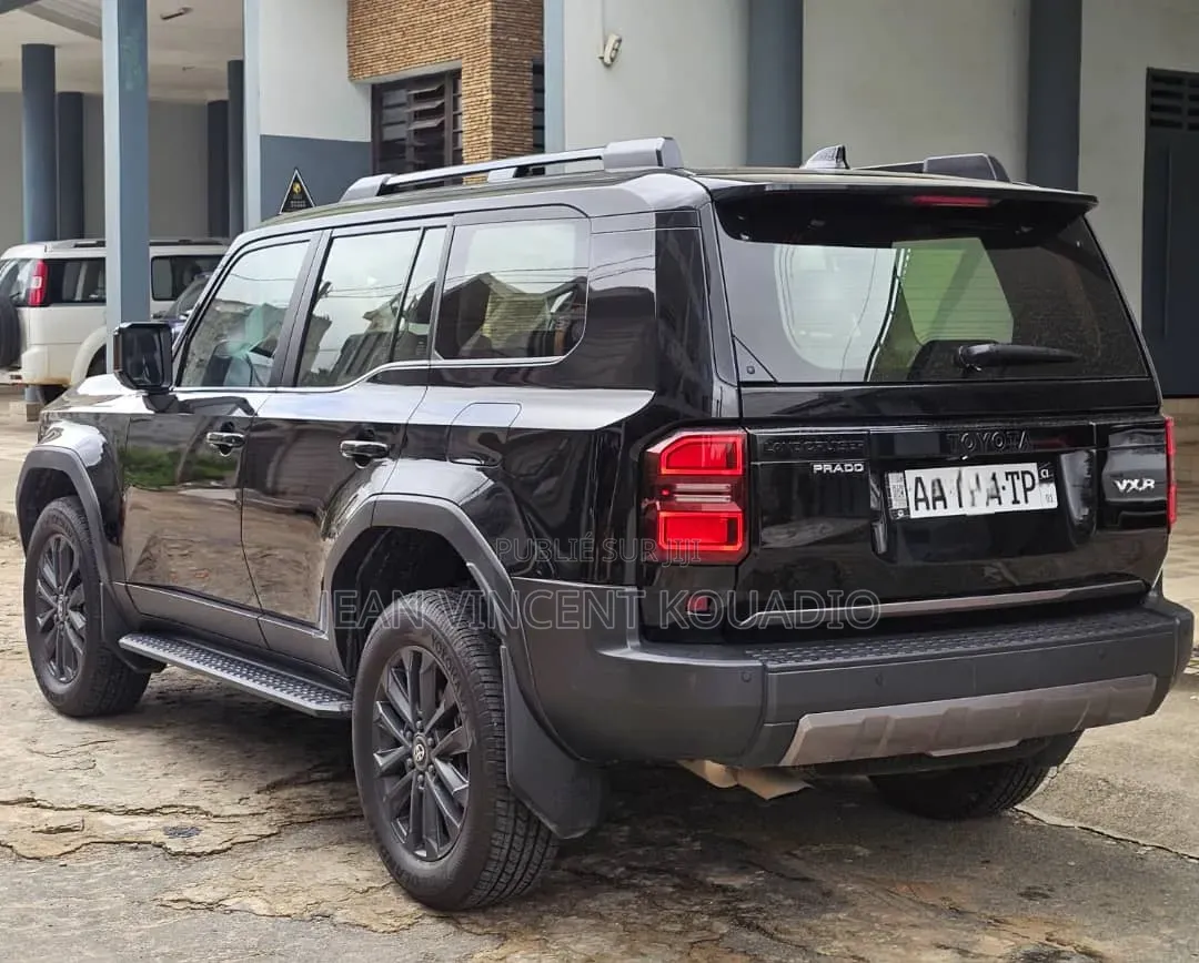 Toyota Land Cruiser Prado 2025 Noir