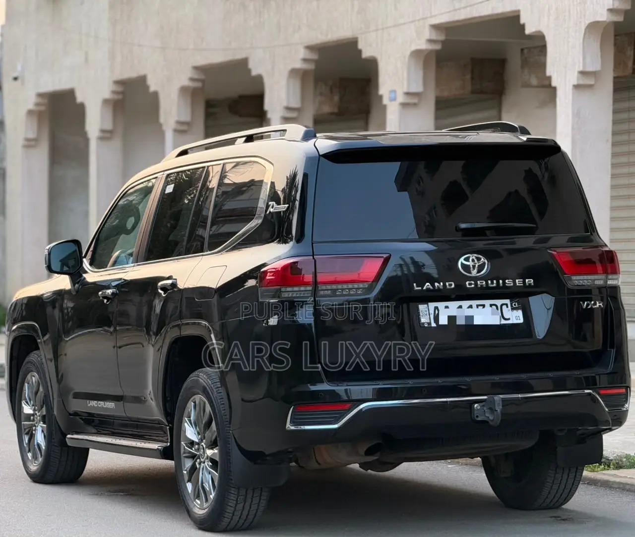 Toyota Land Cruiser LC300 2025 Noir