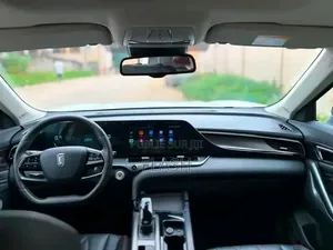 Bestune T77 1.2 FWD 2022 Blanc