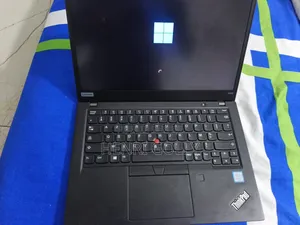 Nouveau Ordinateur portable Lenovo 100e 16GB Intel Core i7 SSD 512GB