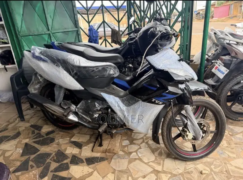 Nouveau TVS Rockz 125 2020 Noir