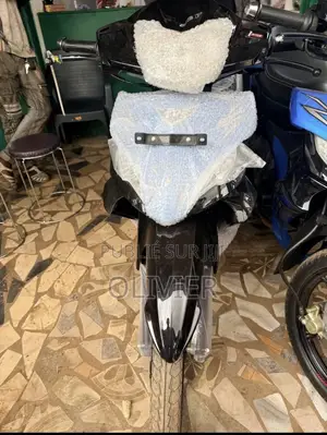 Nouveau TVS Rockz 125 2020 Noir
