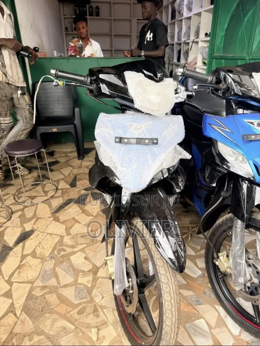 Nouveau TVS Rockz 125 2020 Noir