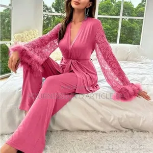 Ensemble Pyjama Évasé en Dentelle Patchwork