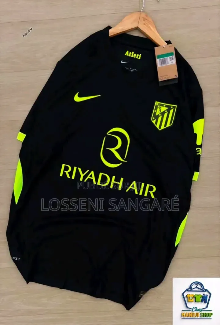 Les Maillots