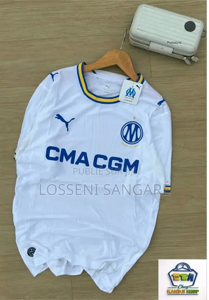 Les Maillots