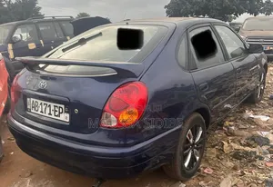 Toyota Corolla 2005 Bleu