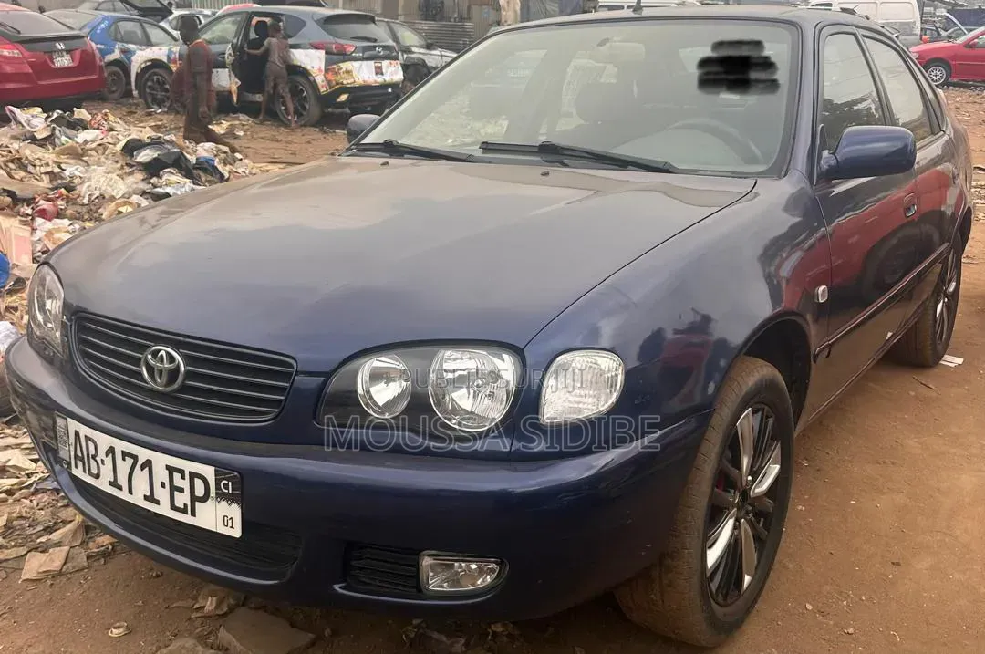 Toyota Corolla 2005 Bleu