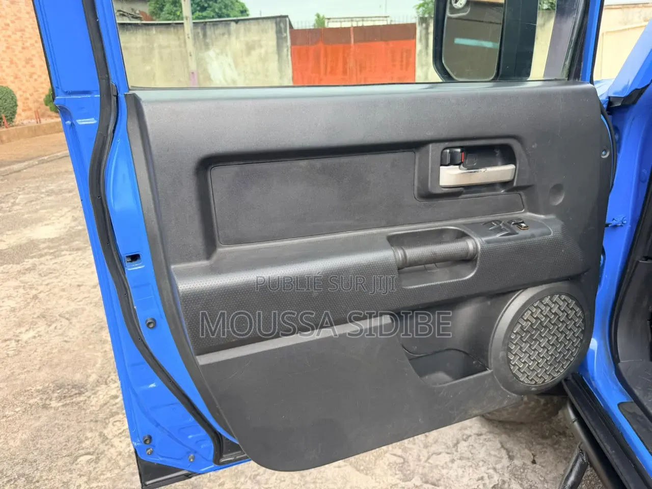 Toyota FJ Cruiser 2011 Bleu