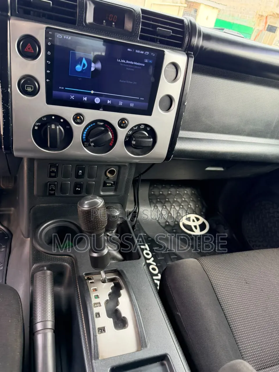 Toyota FJ Cruiser 2011 Bleu