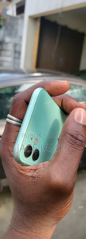 Apple iPhone 11 64 GB Vert