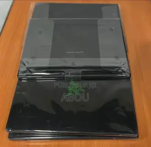 Nouveau Ordinateur portable Razer Lame 16GB AMD Ryzen 9 SSD 1T