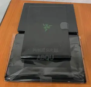 Nouveau Ordinateur portable Razer Lame 16GB AMD Ryzen 9 SSD 1T