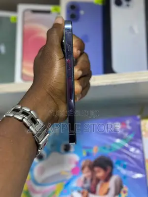 Nouveau Apple iPhone 11 64 GB Noir