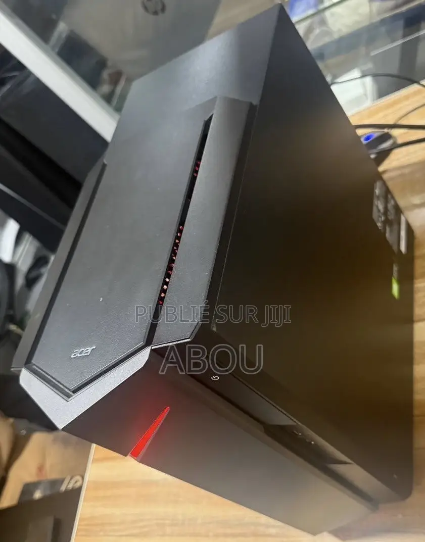 Ordinateur de bureau Acer NITRO 50 16GB Intel Core i5 SSD 512GB