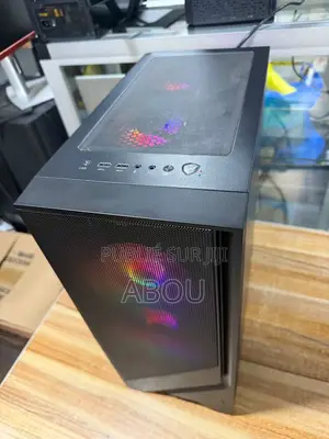 Nouveau Ordinateur de bureau Gigabyte Autre 16GB AMD Ryzen 7 SSD 512GB