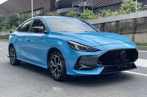 MG MG5 180DVVT CVT Luxury 2022 Bleu