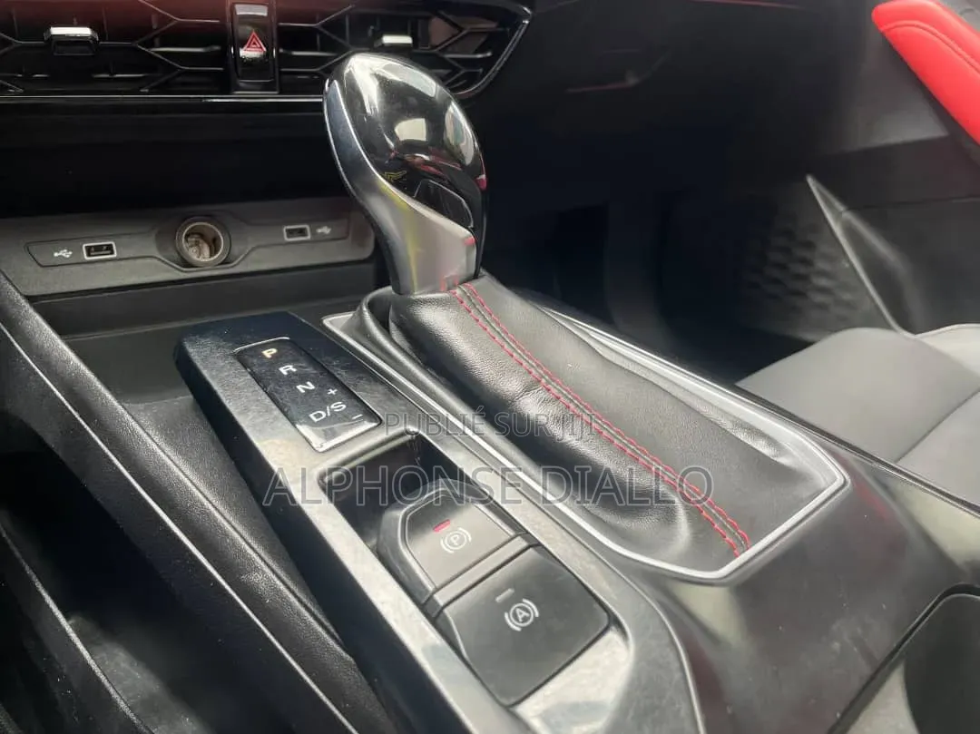 MG MG5 180DVVT CVT Luxury 2022 Bleu