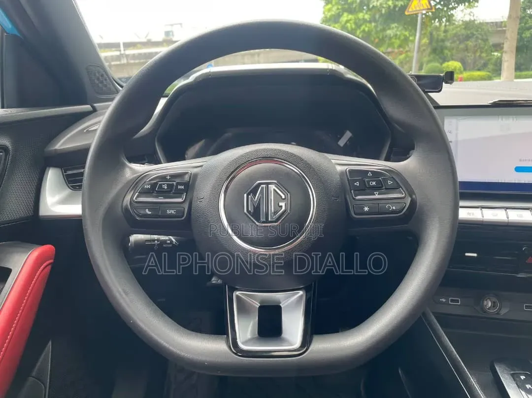 MG MG5 180DVVT CVT Luxury 2022 Bleu