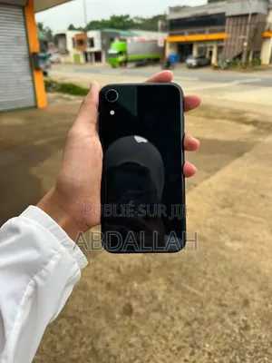 Nouveau Apple iPhone XR 128 GB Noir