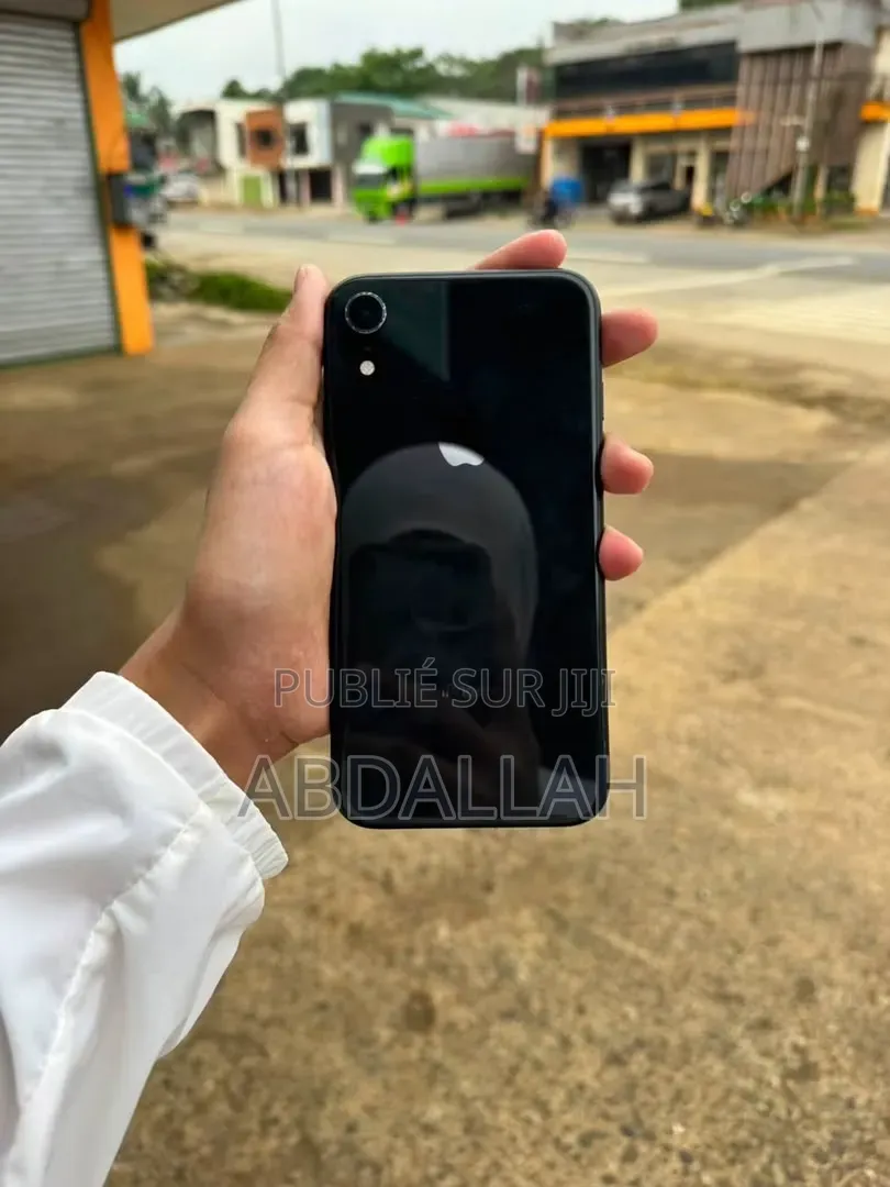 Nouveau Apple iPhone XR 128 GB Noir