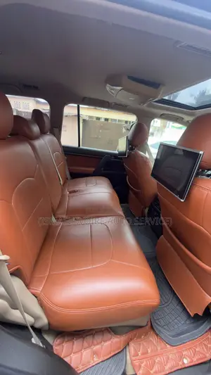 Toyota Land Cruiser 2011 Noir