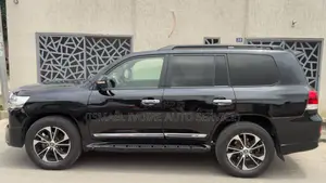Toyota Land Cruiser 2011 Noir