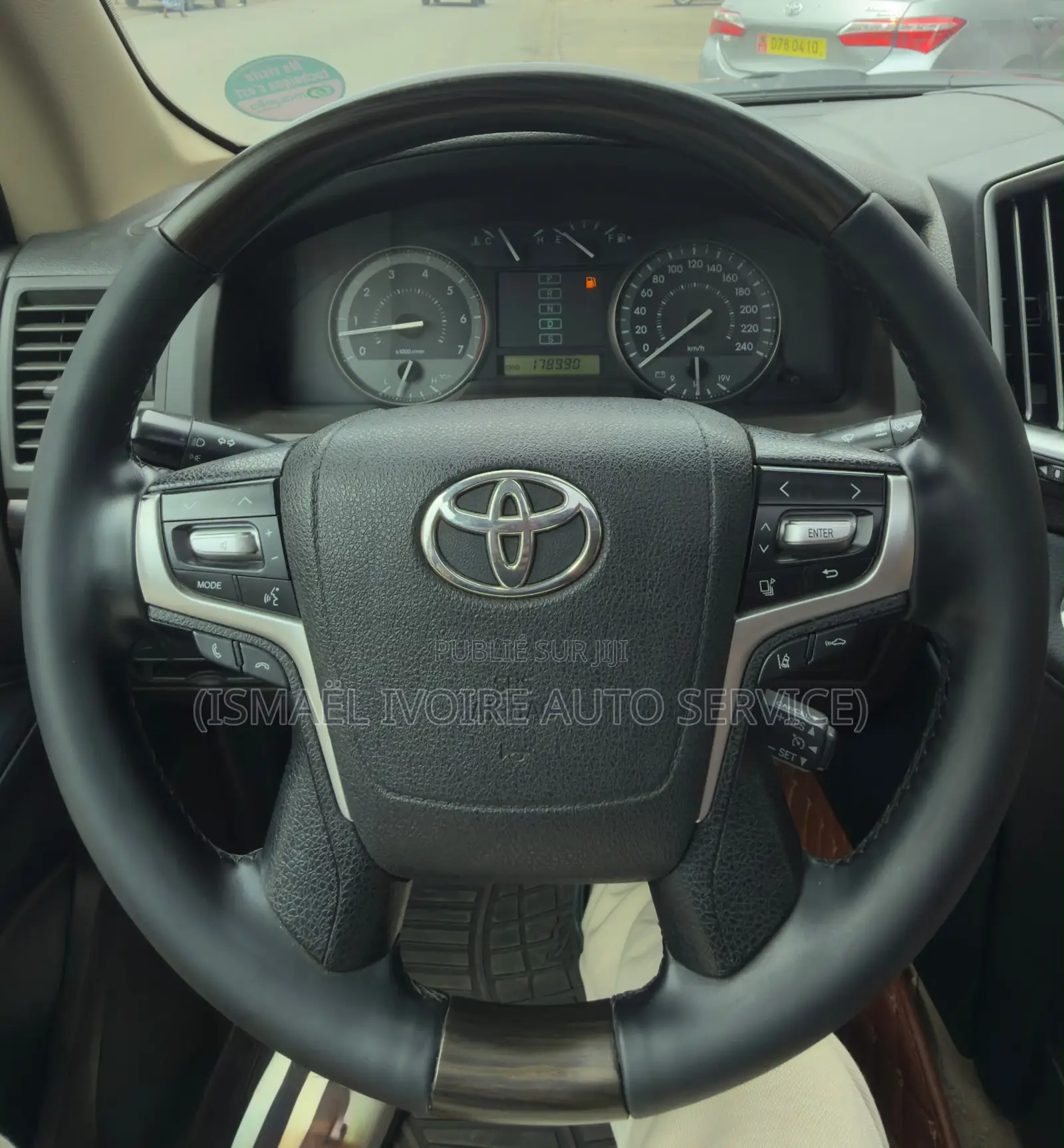 Toyota Land Cruiser 2011 Noir