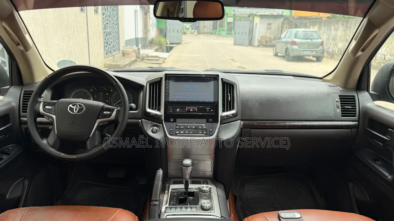 Toyota Land Cruiser 2011 Noir