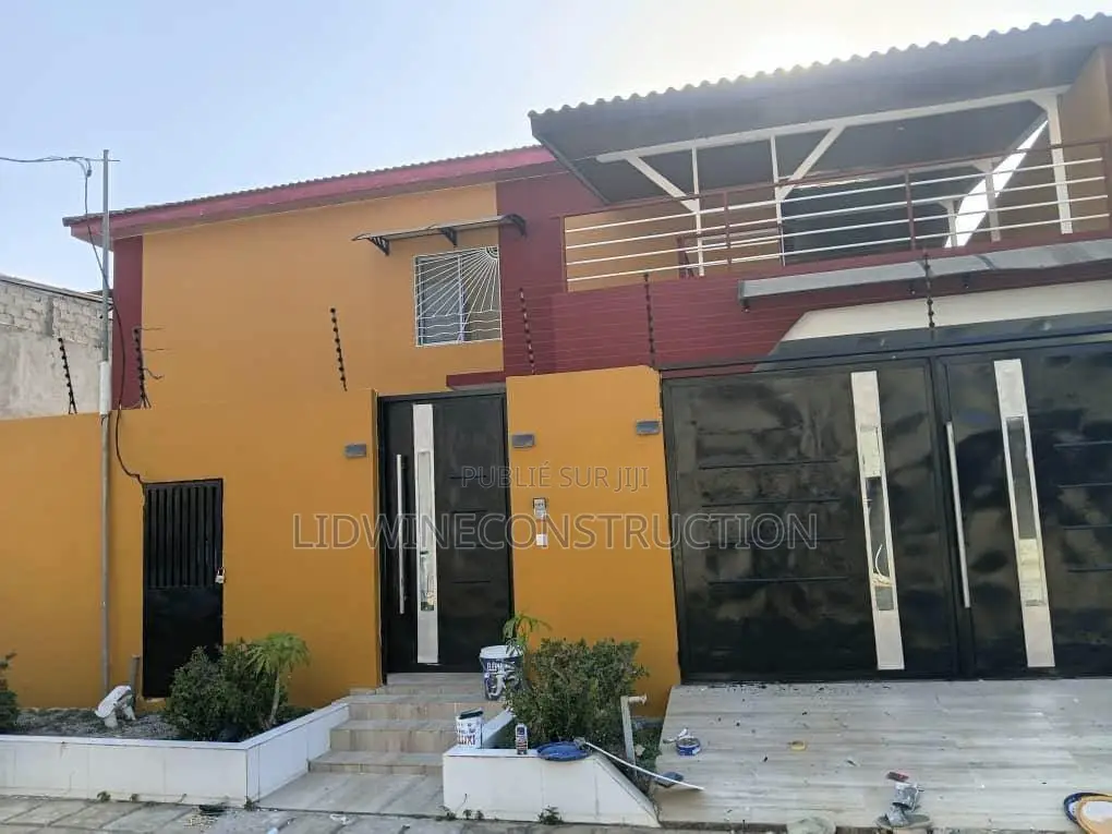 4chbre Appartement dans Ik Immobilier Cote, Grand-Bassam à Vendre