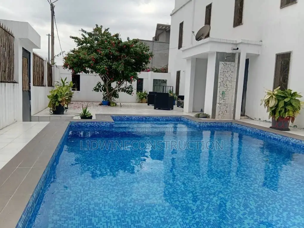 4chbre Appartement dans Bingerville à Vendre