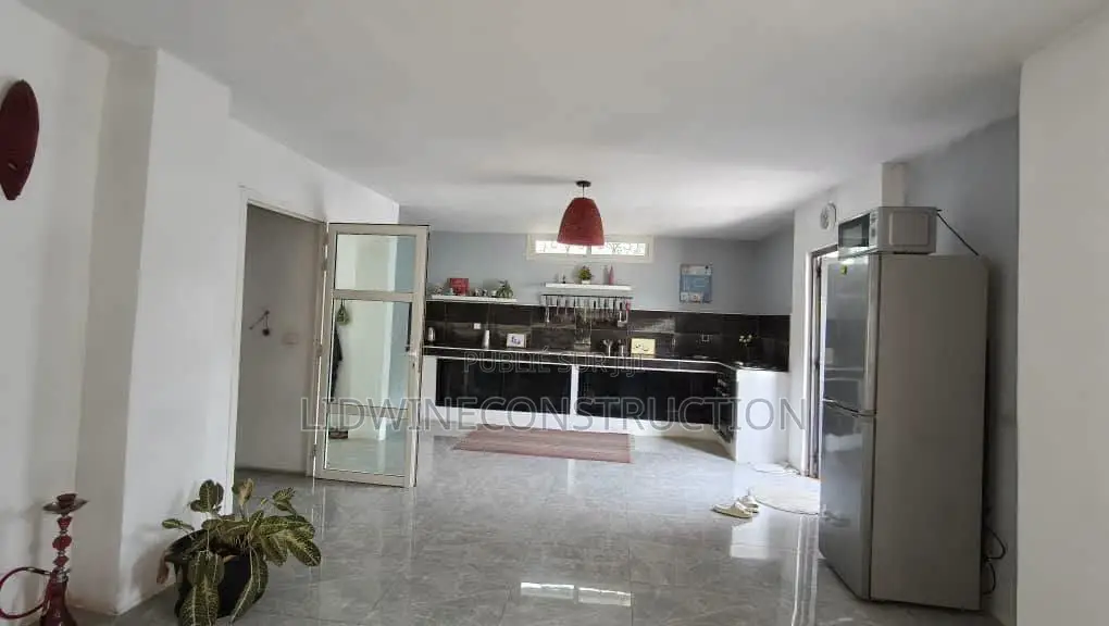 4chbre Appartement dans Bingerville à Vendre