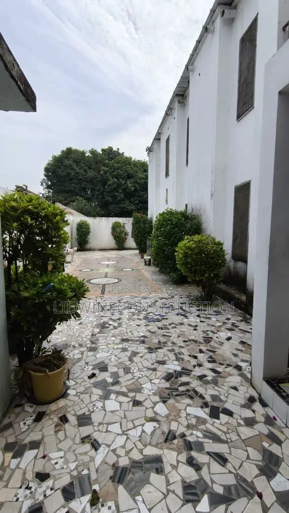 4chbre Appartement dans Bingerville à Vendre