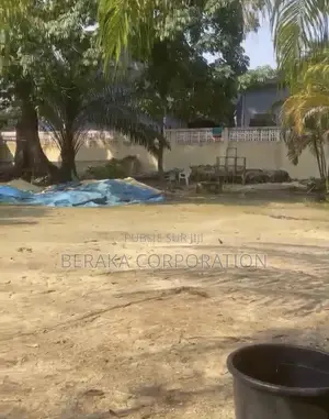  BAIL CONSTRUCTION À ABATTA VILLAGE – 1 200 M2  Localisation : Abat