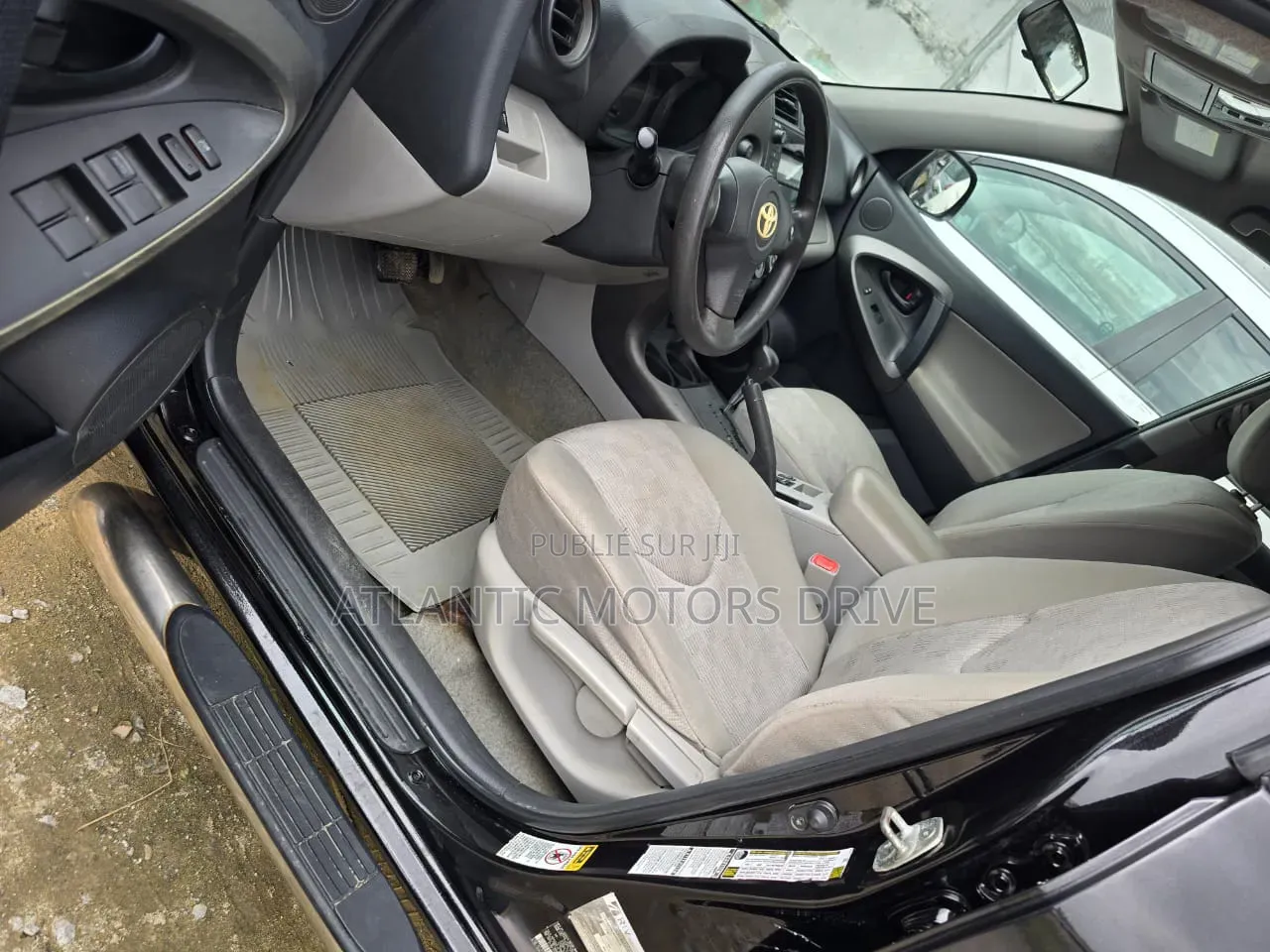 Toyota RAV4 2008 Noir