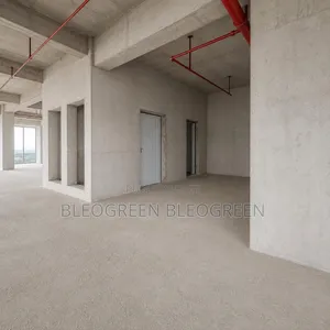 Plusieurs Locaux Commerciaux À Louer
