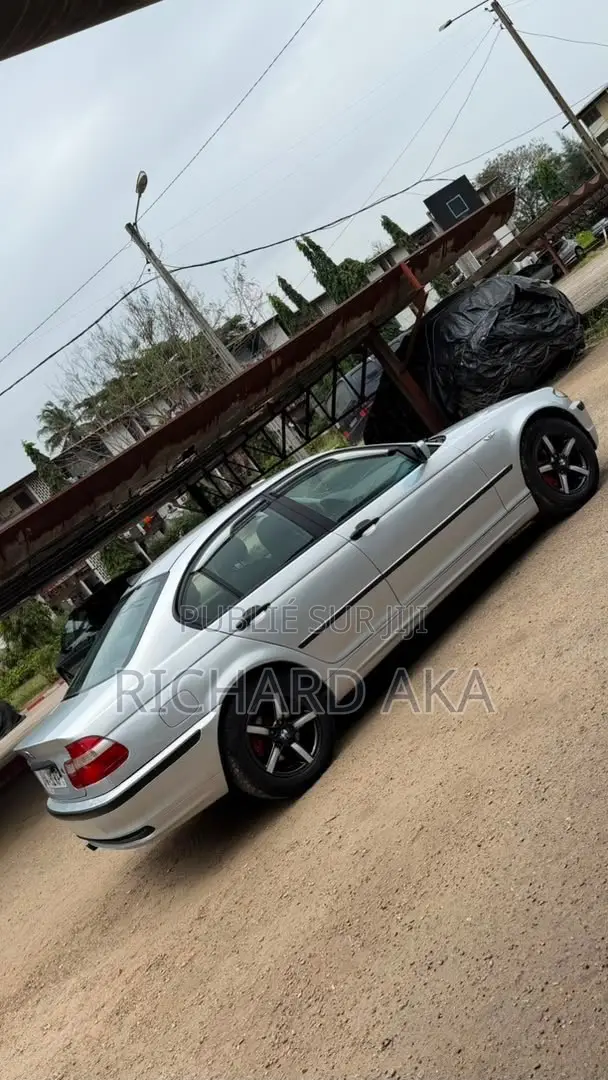 BMW 325i 2005 Gris