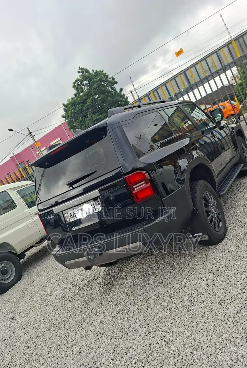Toyota Land Cruiser Prado 2026 Noir
