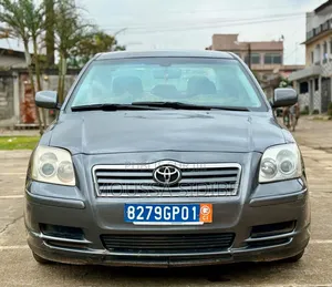 Toyota Avensis 2005 Gris