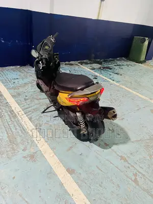 Yamaha Aerox 2015 Jaune
