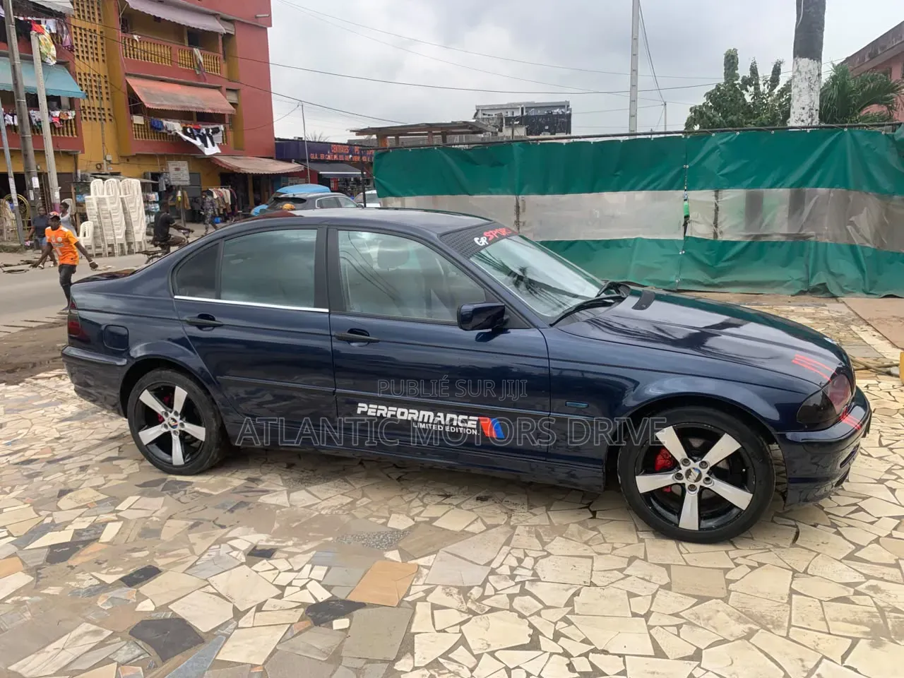 BMW 318i 2000 Bleu