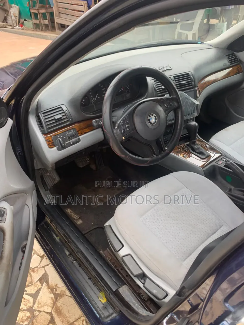 BMW 318i 2000 Bleu