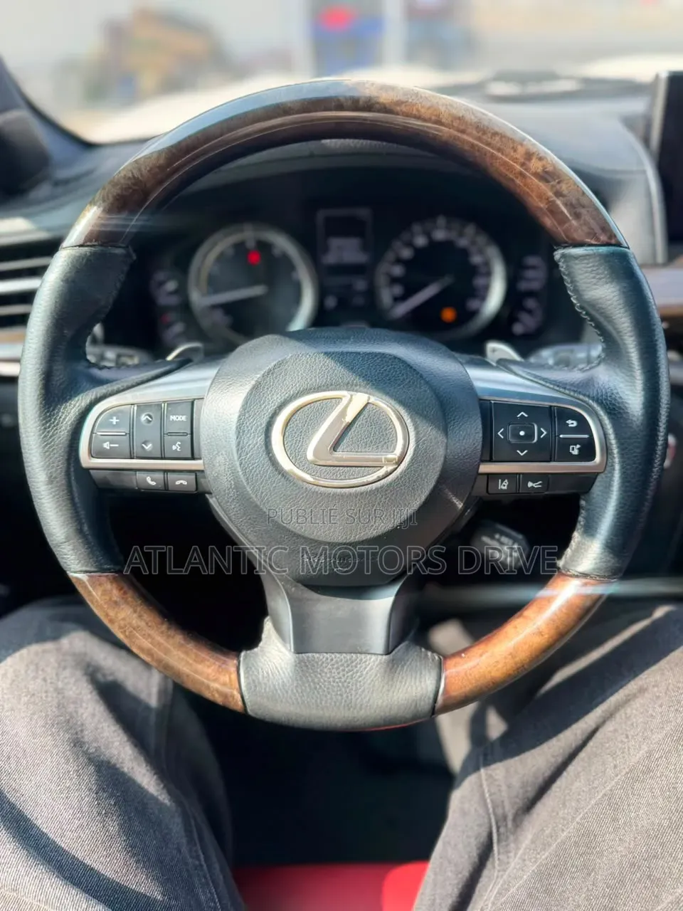 Lexus LX 2018 Blanc