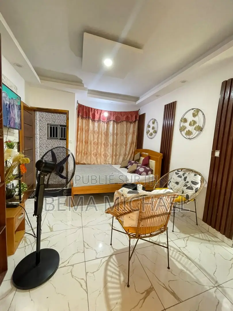 Meublé 1chbre Studio dans La Signature, Bingerville à Louer
